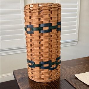 Longaberger Inspired Umbrella Basket with Brown and Green/Blue Weave